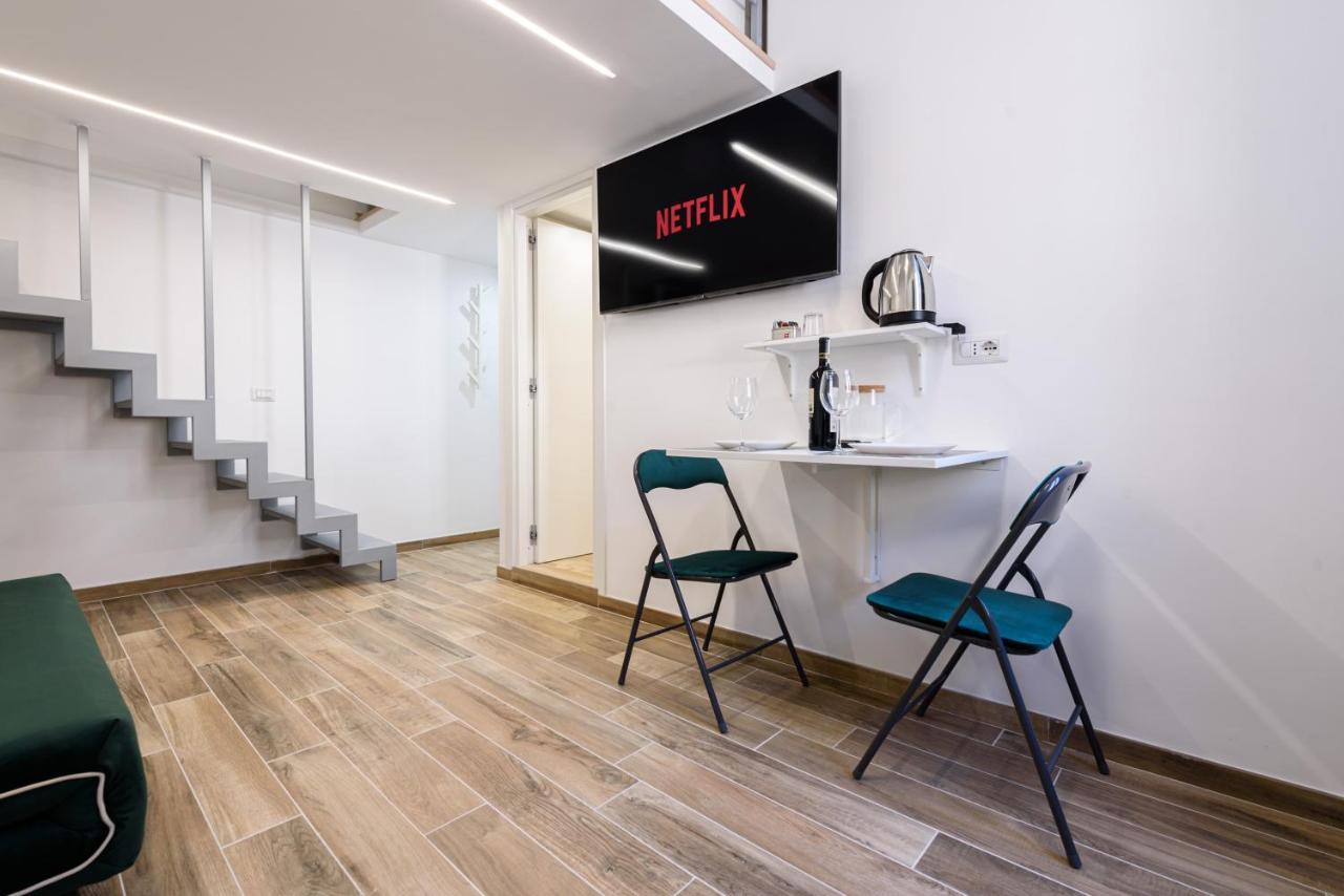 Napoli In Bed Apartment Exterior photo