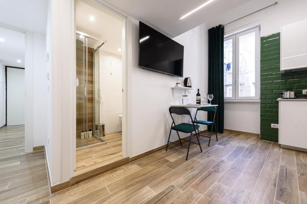 Napoli In Bed Apartment Exterior photo