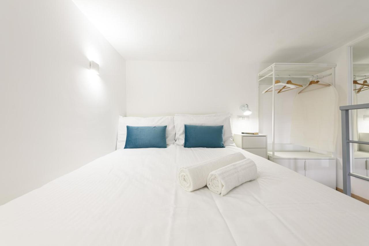 Napoli In Bed Apartment Exterior photo