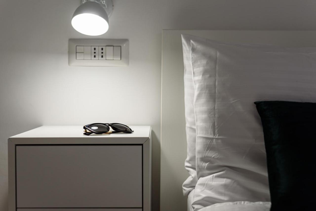 Napoli In Bed Apartment Exterior photo